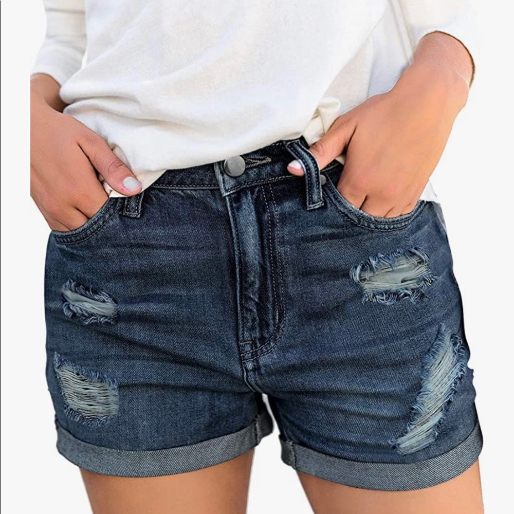 NWOT Distressed Jean Shorts size XL